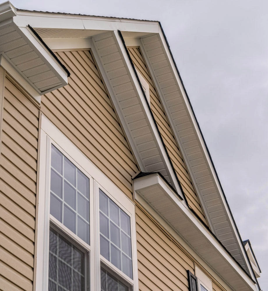 Siding Repair - Elegant Builders